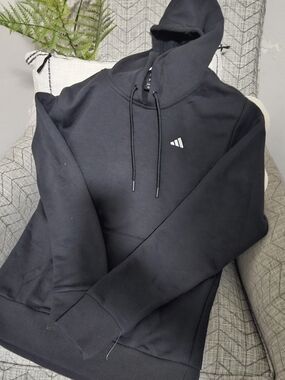 Adidas Essentials Feelcozy Fleece Hoodie